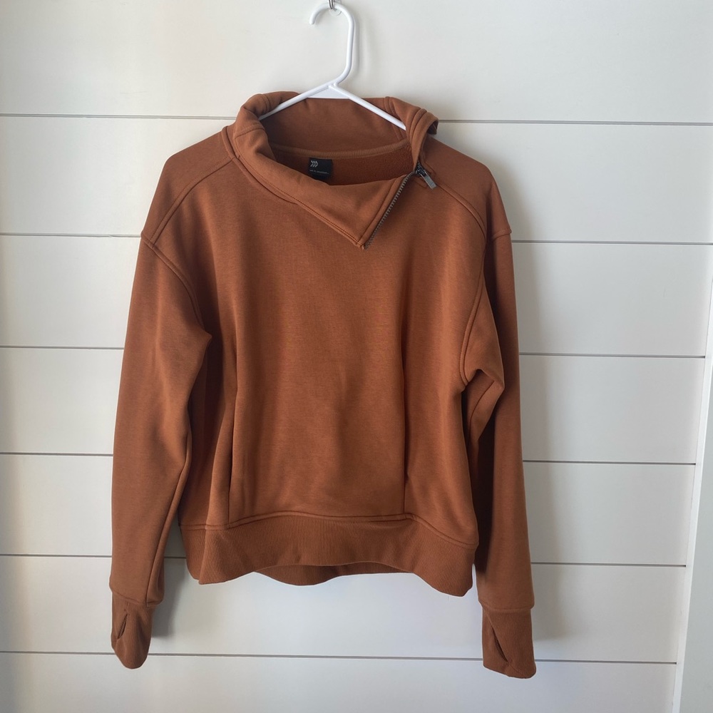 New without tags. From All in motion. Size Medium.